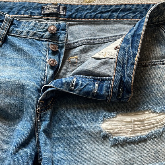 Boyfriend style denim shorts, Sz. 30 - Picture 4 of 7